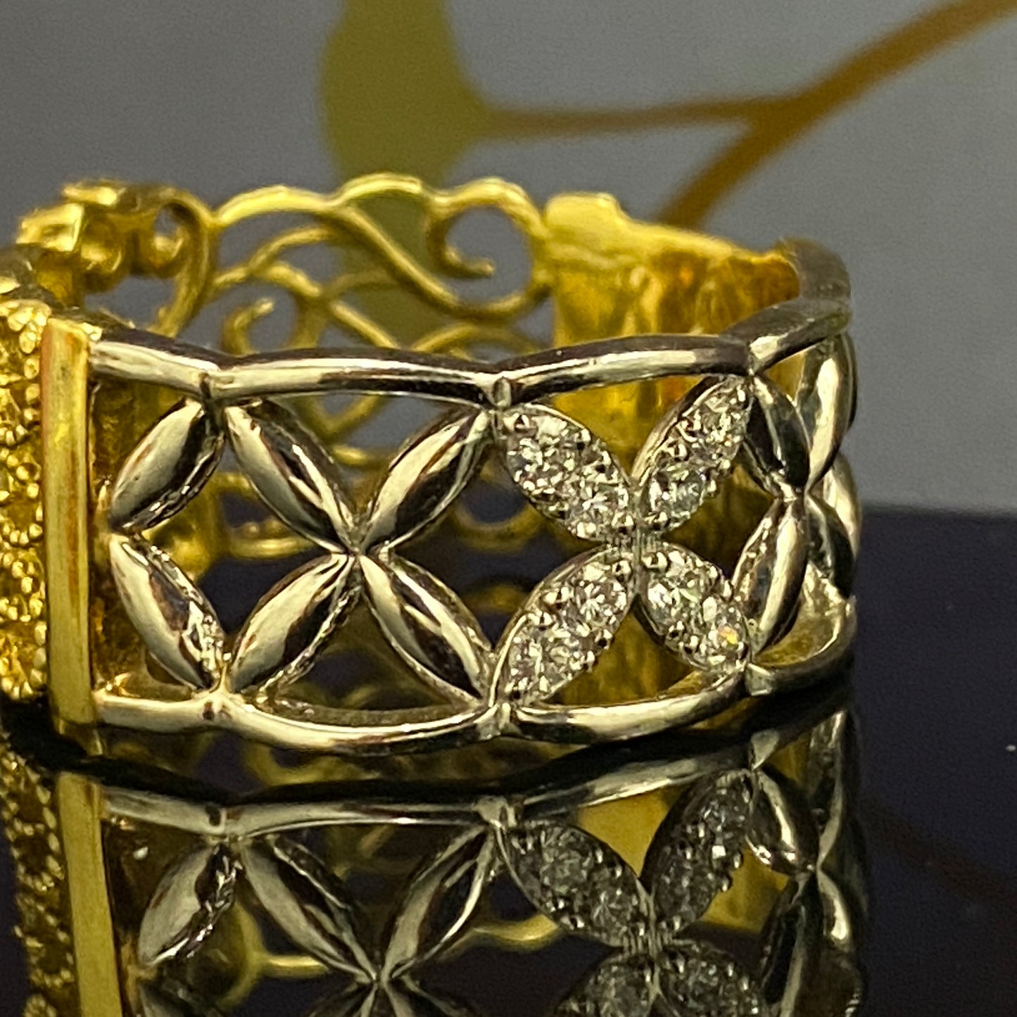 two-tone Diamond Ring