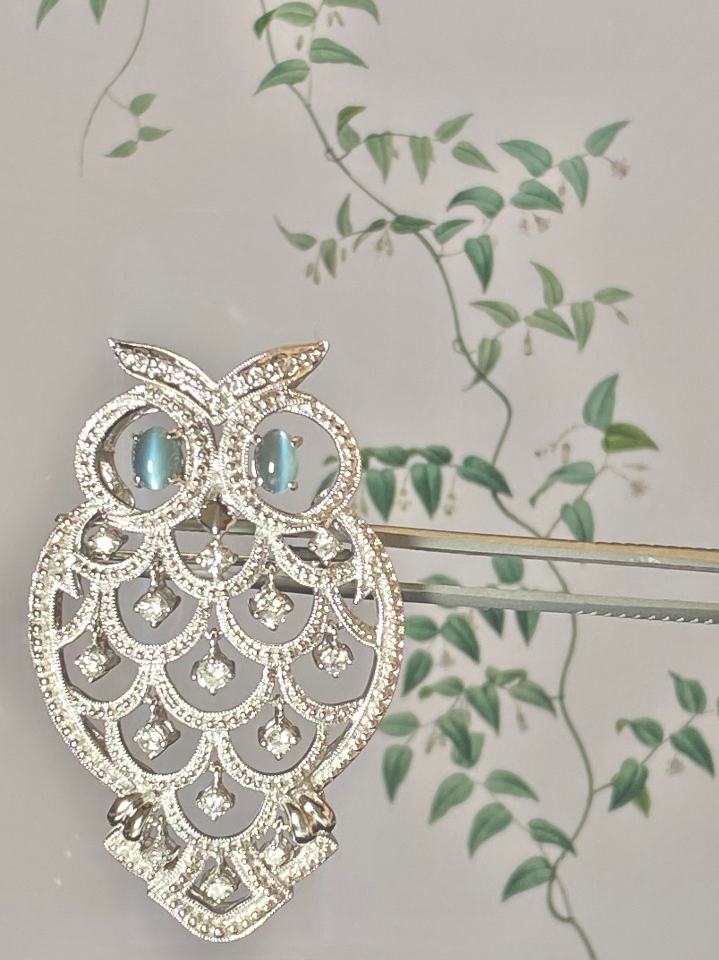 Owl motif Catseye Diamond Brooch