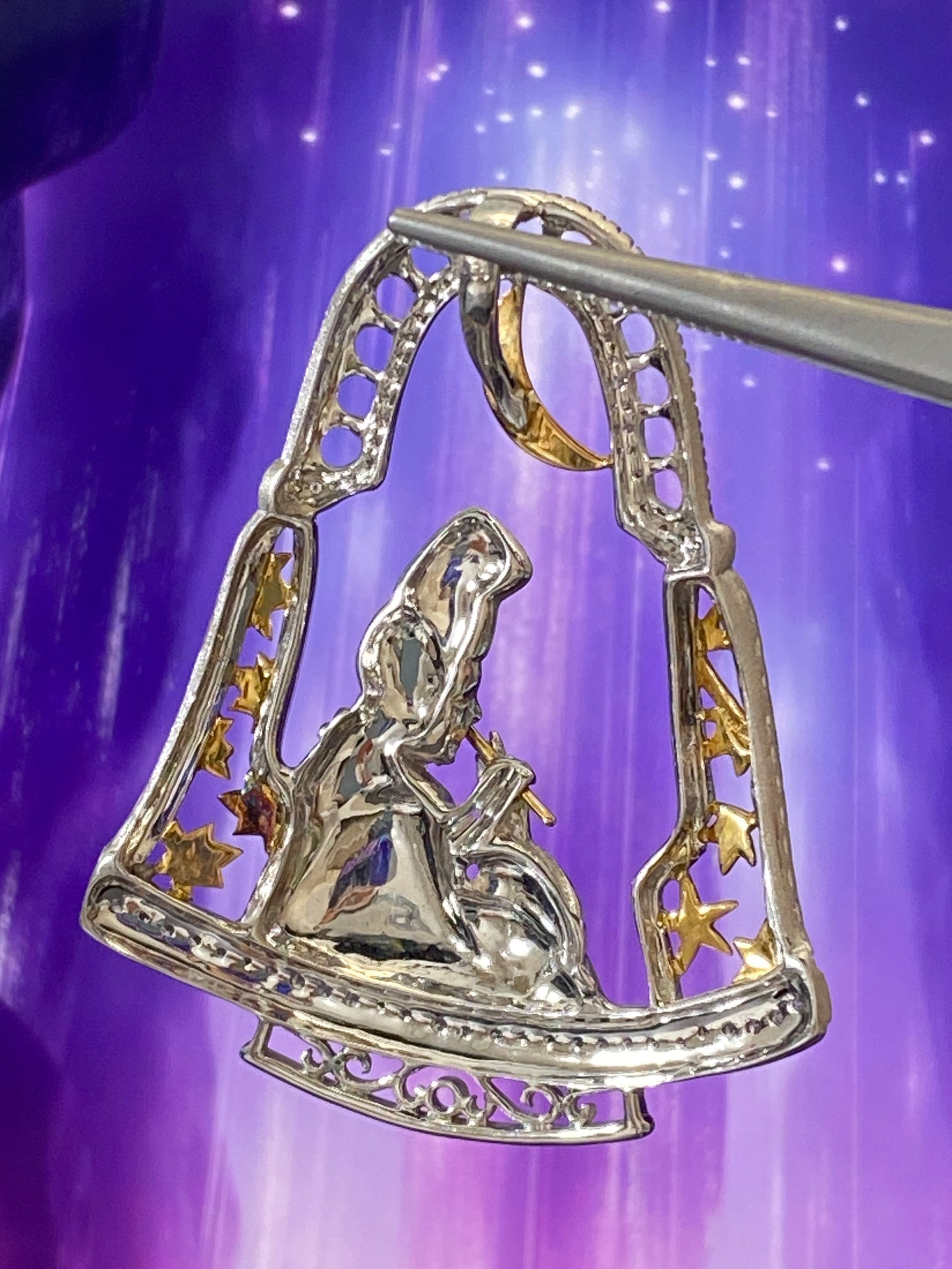 Japanese Flutist Openwork Diamond Pendant Top
