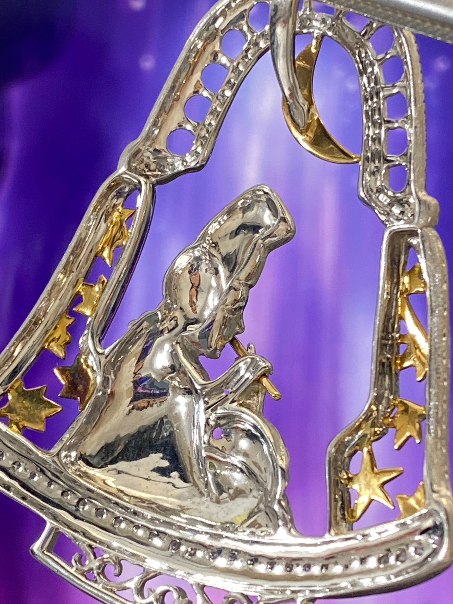 Japanese Flutist Openwork Diamond Pendant Top