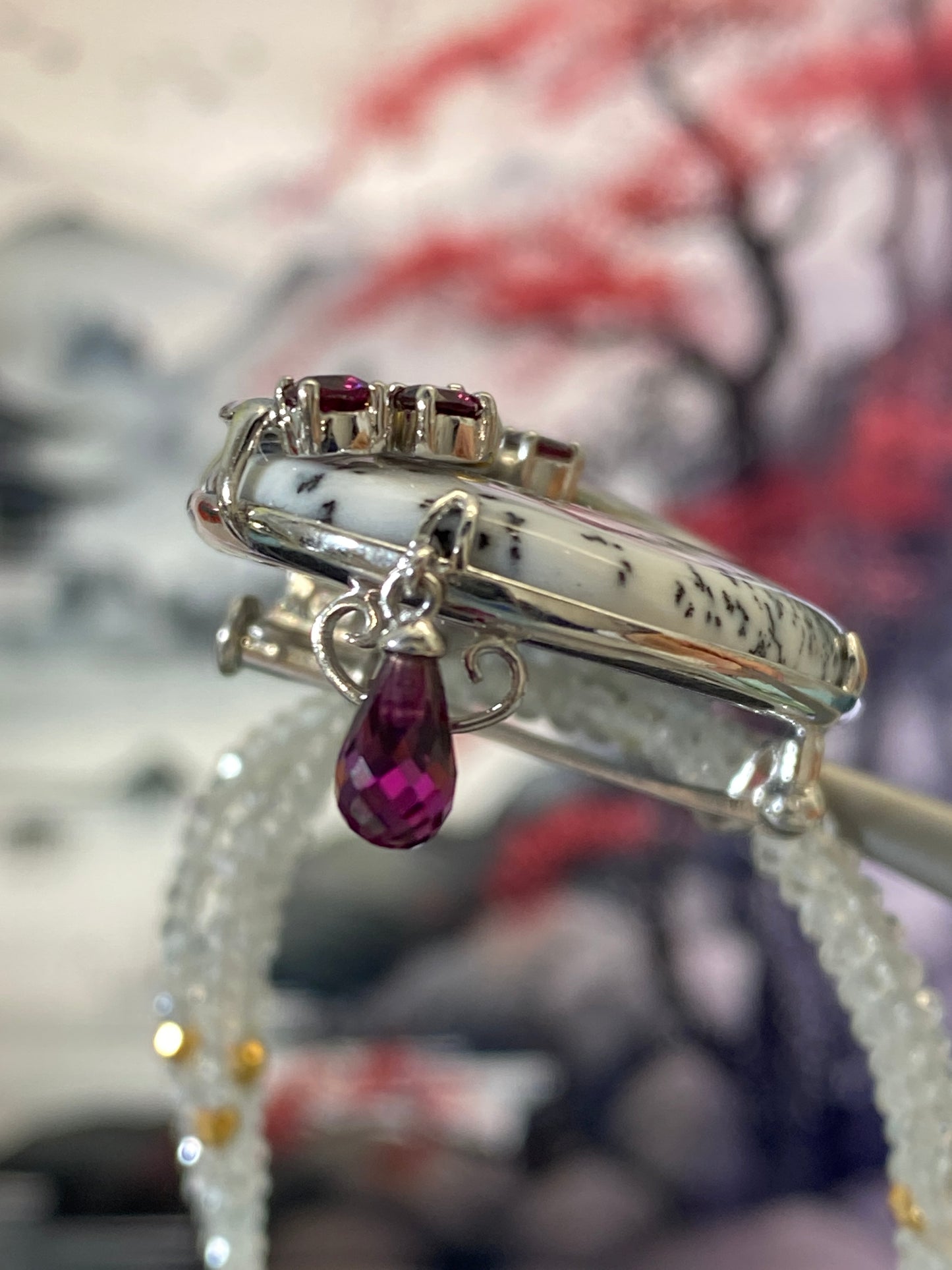 Sayuri Natori's Agate Painted Diamond Garnet Pendant Top Necklace