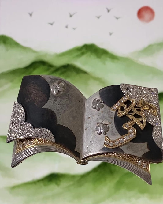 Nobuko Ishikawa's Book Motif Onyx Diamond Brooch and Pendant Top